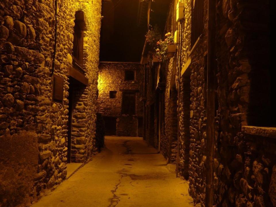 Pensio La Creu Hotel Esterri d'Àneu Exterior foto