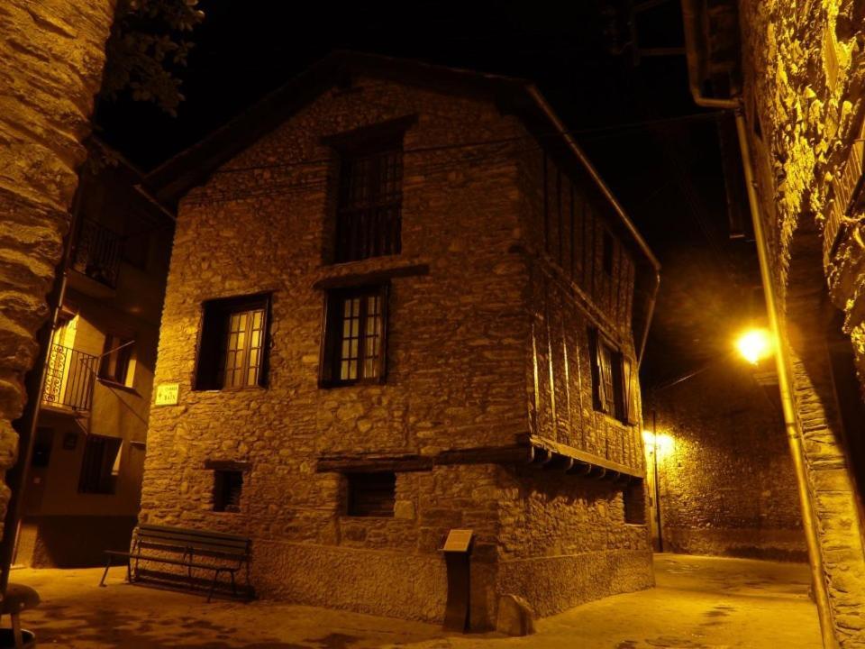 Pensio La Creu Hotel Esterri d'Àneu Exterior foto